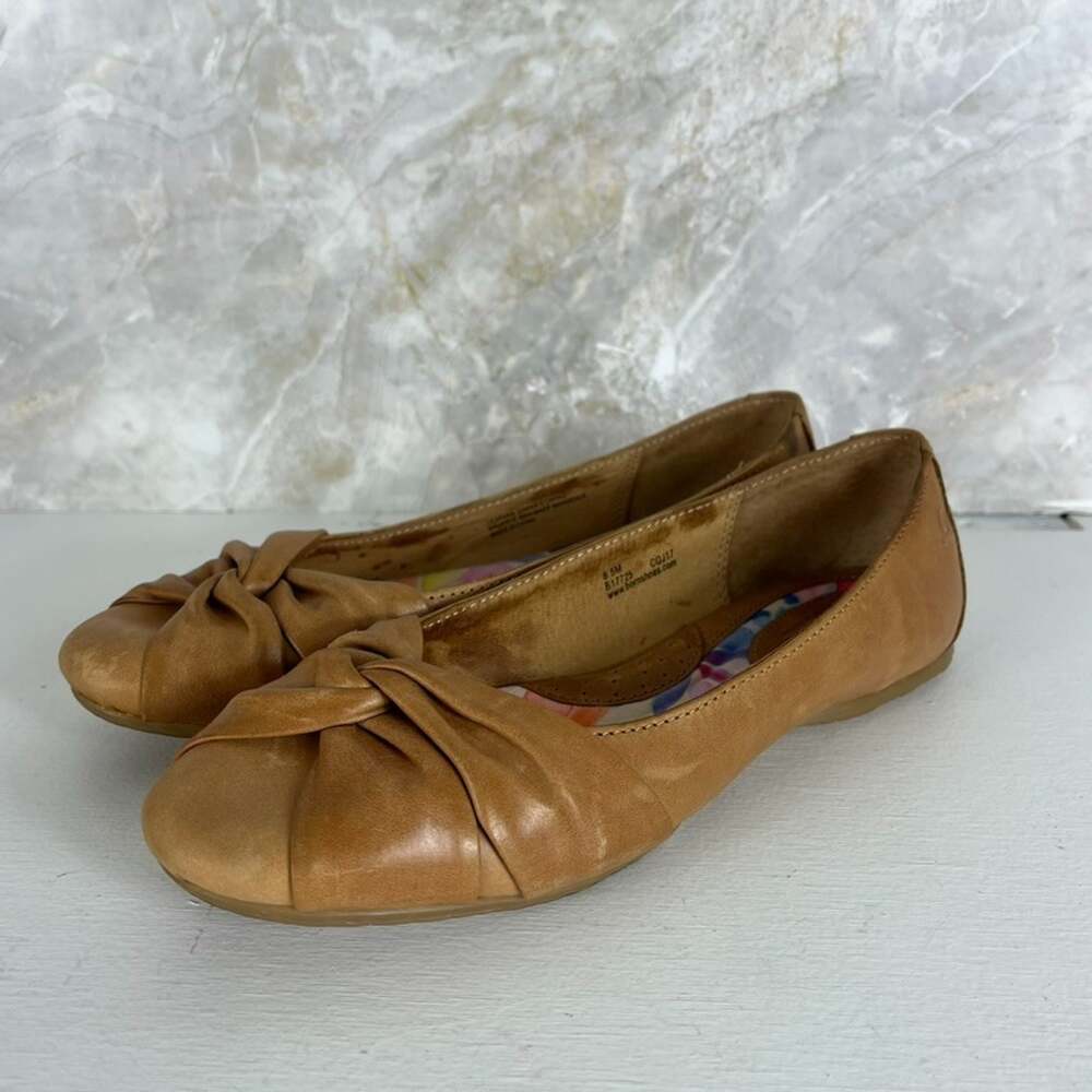 Born Lilly Tan Leather Twist Toe Ballet Flat Shoes Women's Size 8.5M
